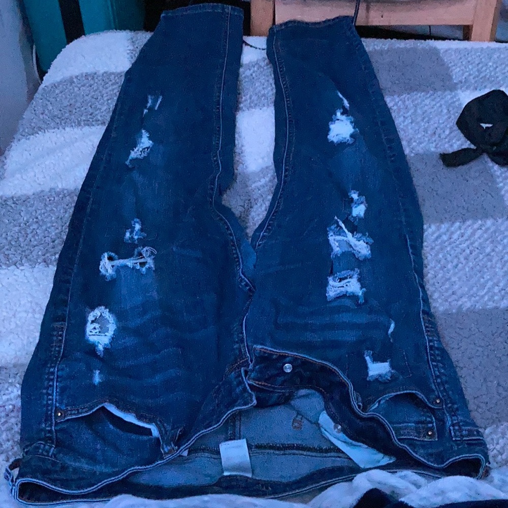 Ripped jeans
